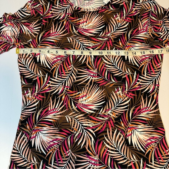 Lands End Crew Neck Rash Guard Swim Tee UPF 50 Palm Print - Picture 3 of 8